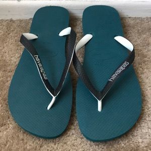 Brand new Havaianas men’s size 13